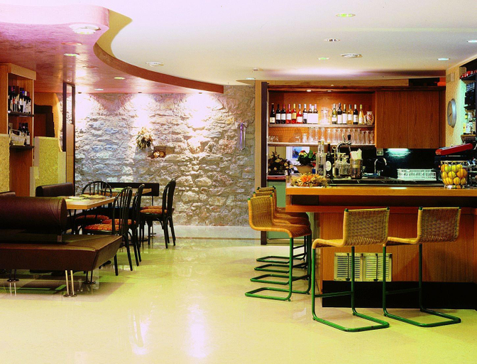 Food & Drinks 4, Ambienthotel Luna Rossa Adults Only, Verona
