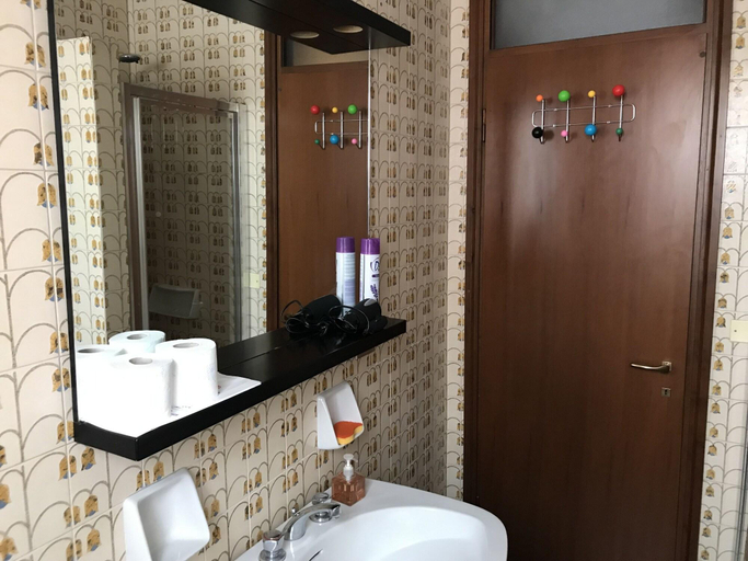 Bathroom 5, CasapiuRooms - Adults only, Verona