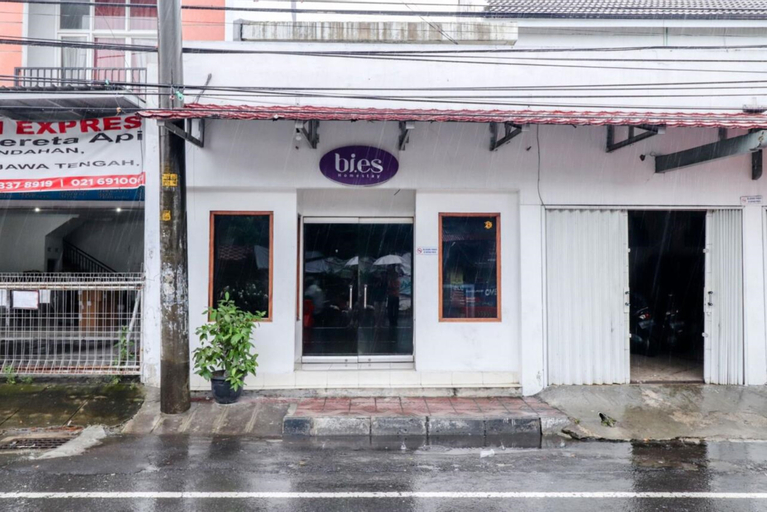 Exterior & Views, bi.es Homestay, Yogyakarta