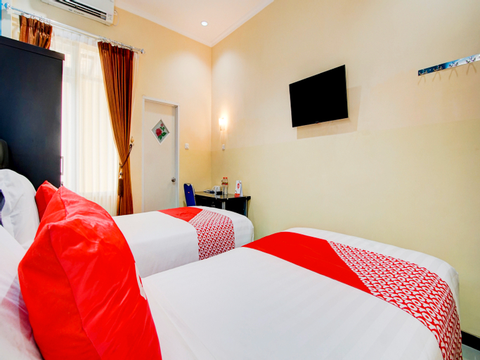 OYO 90217 Cmb 37 Guest House, Malang