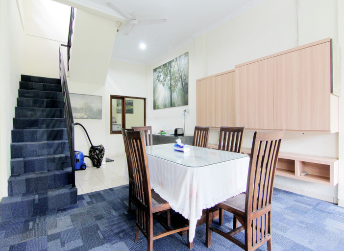 Exterior & Views 2, Embe Joglo Homestay, Sleman