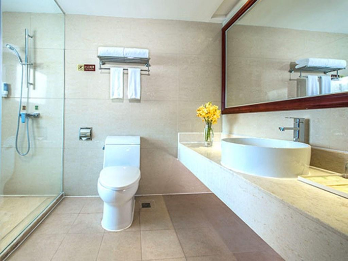 Bathroom 4, Vienna Hotel Shenzhen Fenghuang Road, Shenzhen