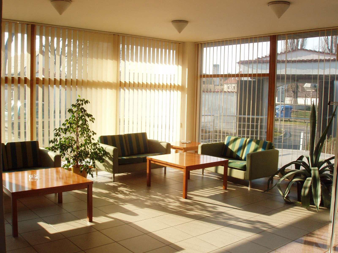 Public Area 3, Hotel Meritum, Praha 6