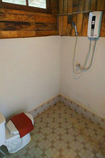 Bathroom 4, Khaoyai Uncle Nai's Hut, Pak Chong