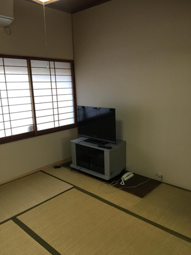 Bedroom 4, Business Ryokan Wakakusa, Tsu