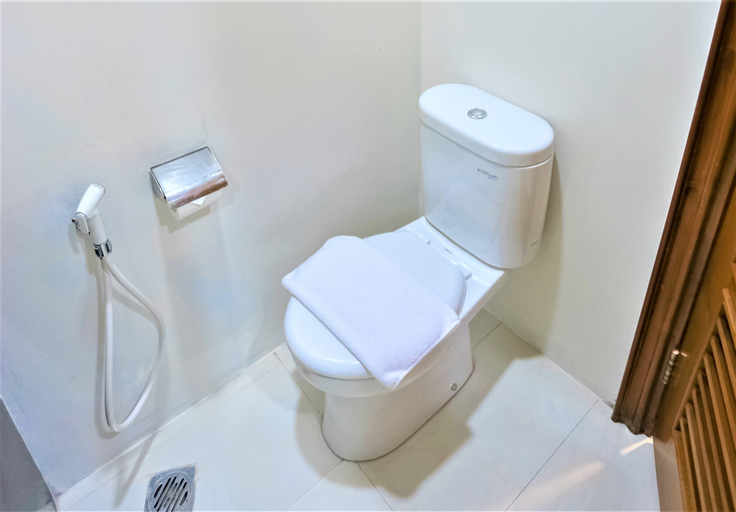 Bathroom 20