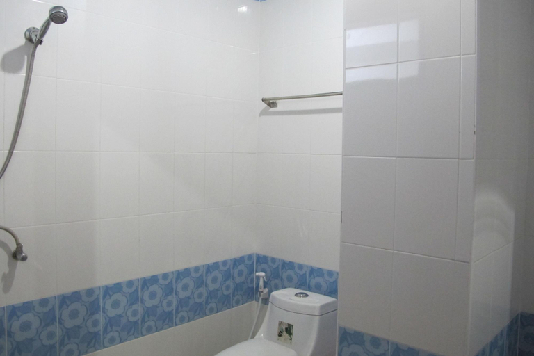 Bathroom 4, Four P Residence, Muang Surat Thani