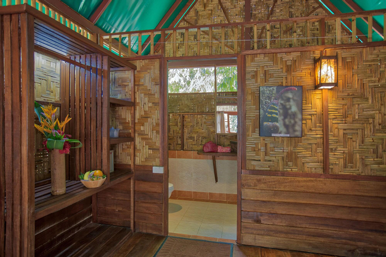 Public Area 2, Our Jungle Camp - Eco Resort, Phanom