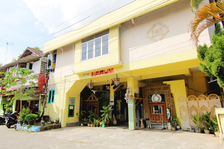 Exterior & Views 2, Hotel Harum By Zuzu, Yogyakarta