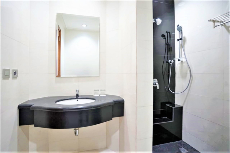 Bathroom 17