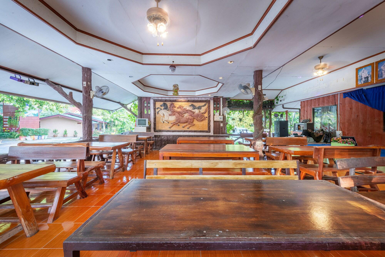Food & Drinks 5, Greenview Resort, Muang Nakhon Nayok