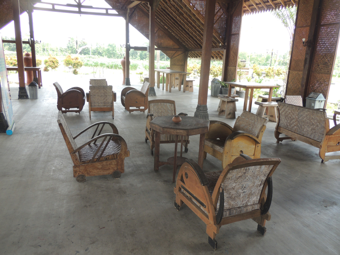Public Area 2, Balkondes Karanganyar (Pottery Academy), Magelang