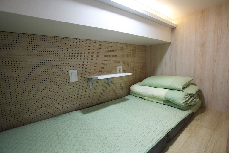 Bedroom 3, Namsan Guesthouse, Jung