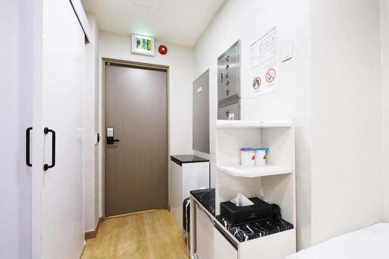Stay 7 - Hostel (formerly K-Guesthouse Myeongdong 3), Jung