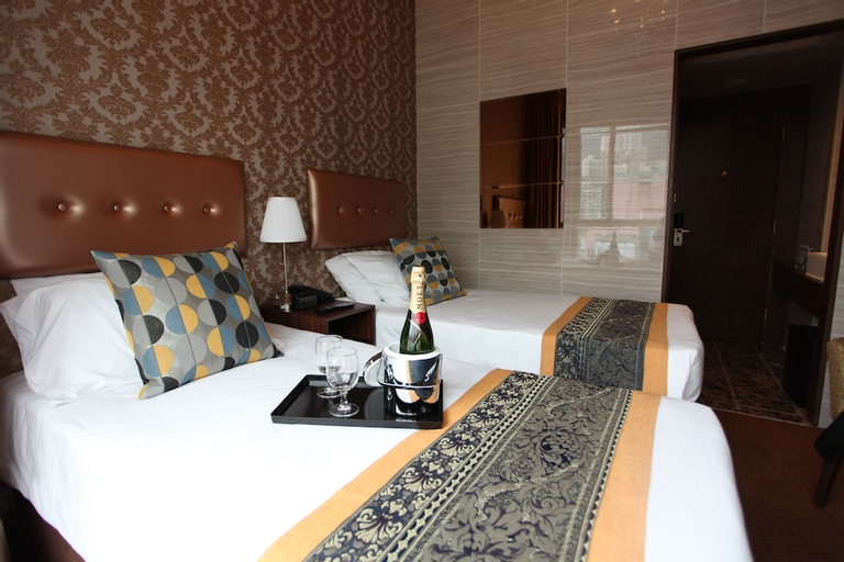 Bedroom 2, Grand City Hotel, Hong Kong Island