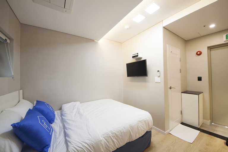 Stay 7 - Hostel (formerly K-Guesthouse Myeongdong 3), Jung