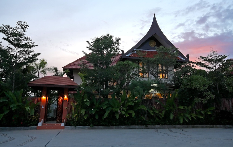 AT Pool Villa Resort, Bang Lamung