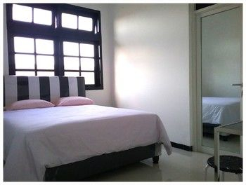 Mess Inn Semarang (formerly Luck Inn Semarang), Semarang