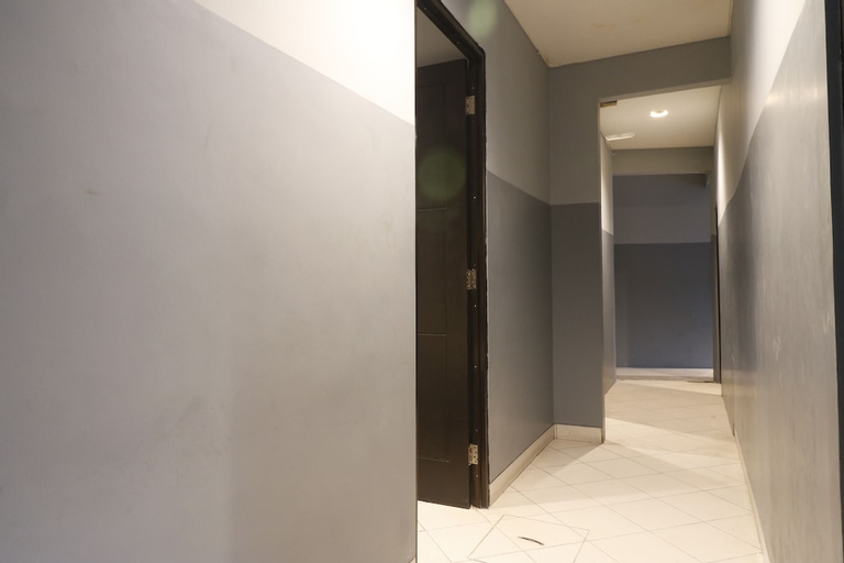 Public Area, RedDoorz Plus near RS Harapan Kita, West Jakarta