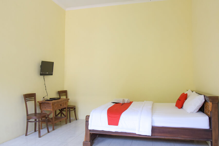 Bedroom 4, RedDoorz Syariah near Balai Kota Probolinggo 2, Probolinggo