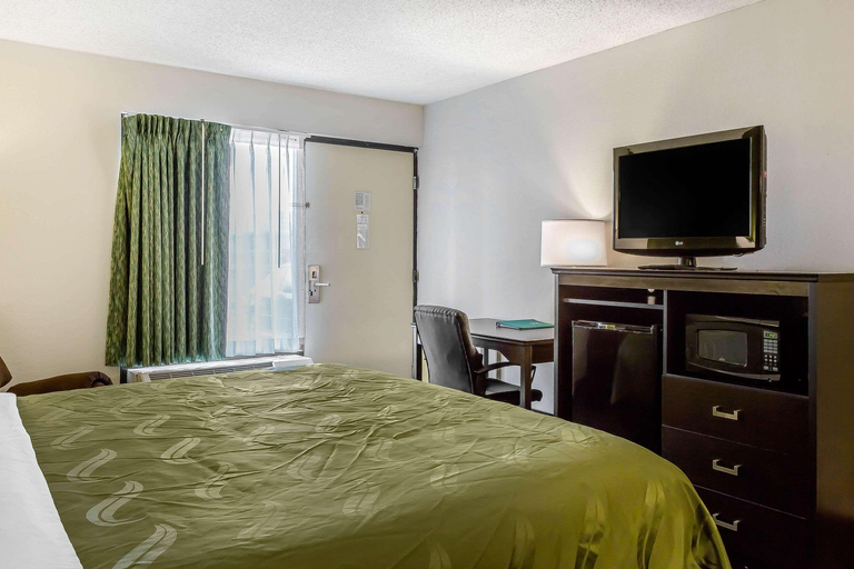 Bedroom 4, Quality Inn Culpeper, Culpeper