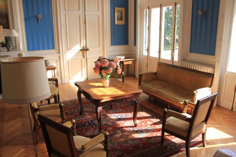 Public Area 2, Chateau du Gerfaut, Indre-et-Loire