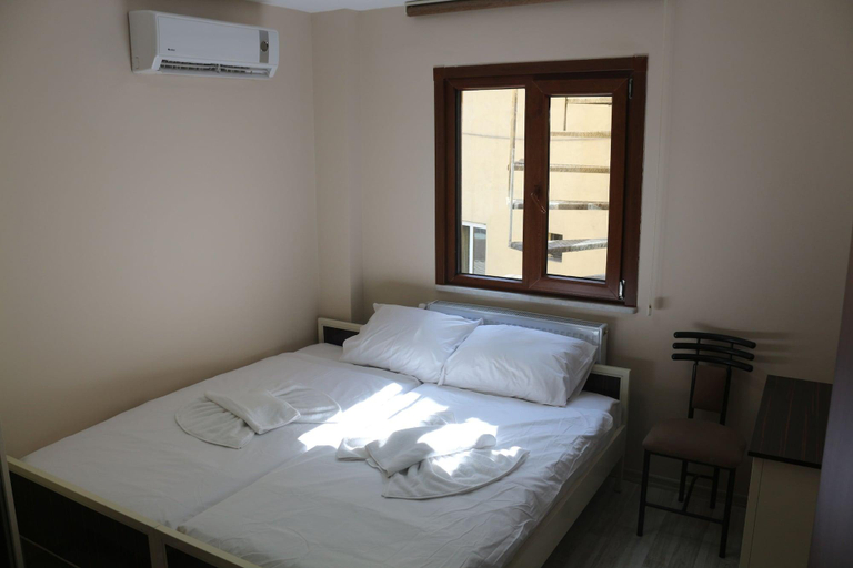 Bedroom 4, Beyoglu Huzur Hotel, Beyoğlu