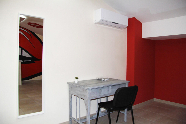 Bedroom 4, Urban Pop Hostel & BnB, Catania