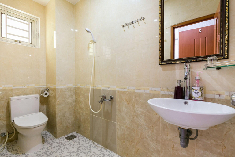 Bathroom 5, Saigon Marvel Hostel, District 1