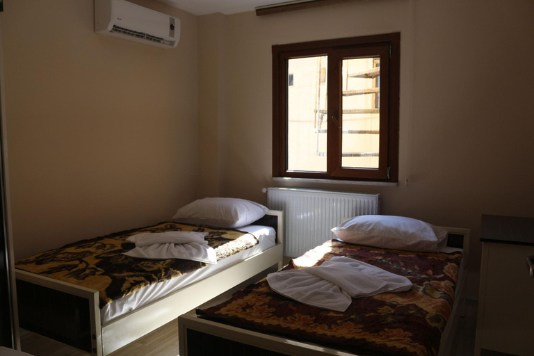 Bedroom 3, Beyoglu Huzur Hotel, Beyoğlu
