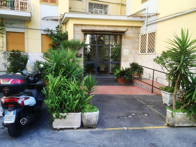 Exterior & Views 2, Bed And Breakfast Alexander, Napoli