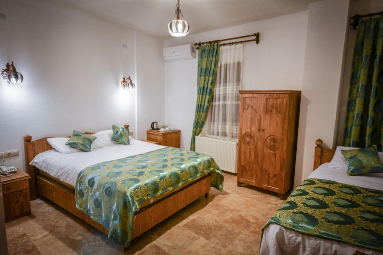 Bedroom 4, Cappadocia Sightseeing Hotel, Nevşehir