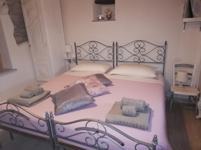 Bedroom 3, B&B Barbara, Trieste