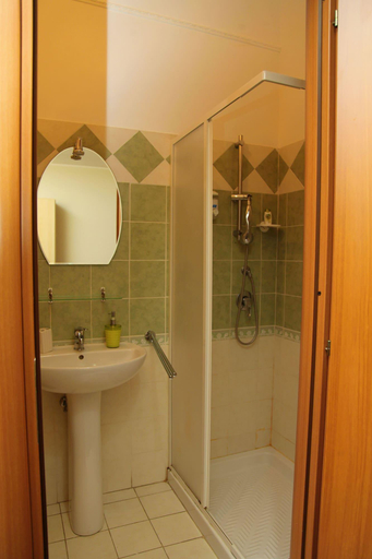 Bathroom 2, Affittacamere Sogni D'oro, Catanzaro