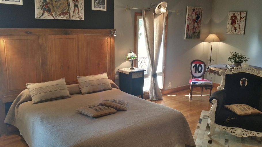 Bedroom 3, Les Chambres d'Ovaline, Gironde
