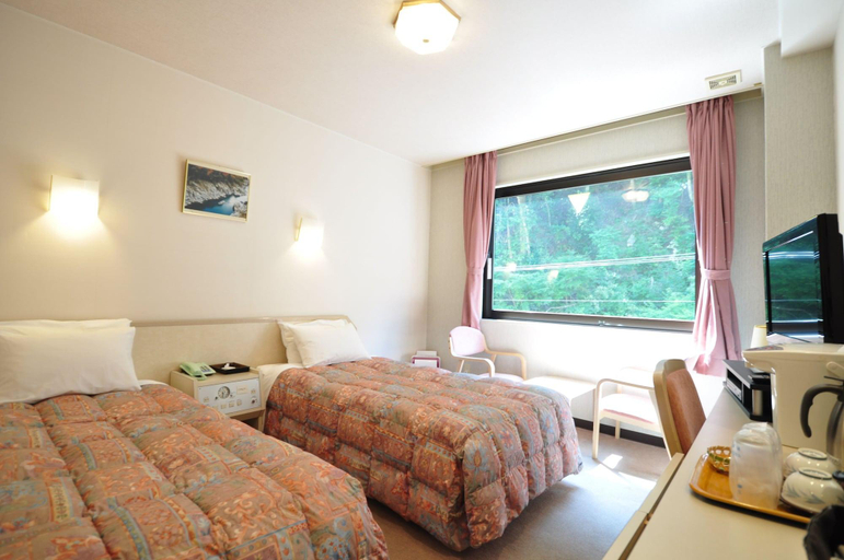 Bedroom 2, Hotel Obokekyo Mannaka, Miyoshi