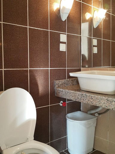 Bathroom 5, Mursel Garden Hotel, Kuşadası