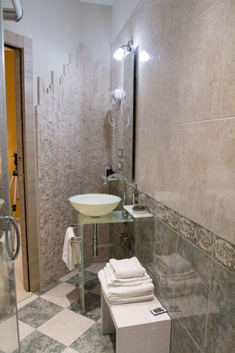 Bathroom 5, La Suite del Faro, Cosenza
