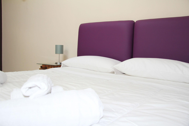Bedroom 2, Urban Pop Hostel & BnB, Catania
