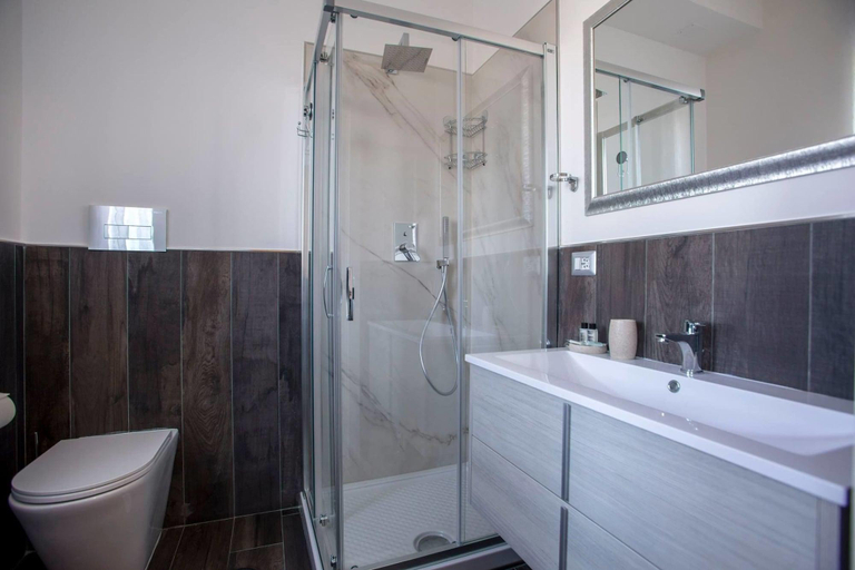 Bathroom 4, B&B Civico 41 Salerno, Salerno