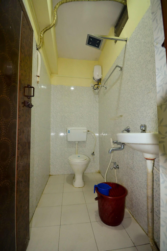 Bathroom 4, Hotel Coral Inn, South Andaman