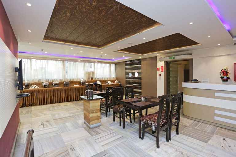 Food & Drinks 4, Hotel Diamond Plaza Bowbazar, Kolkata