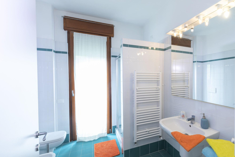 Bedroom 5, Rita's Garden, Milano