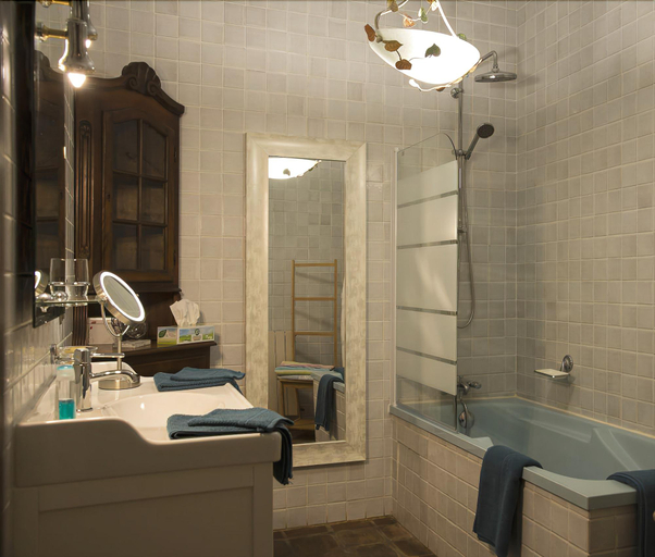 Bathroom 5, Le Mas Saint Jacques, Vaucluse