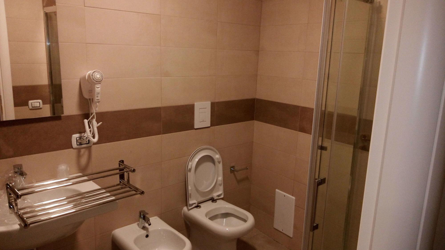 Bathroom 4, B&B La Dimora del Conte, Napoli