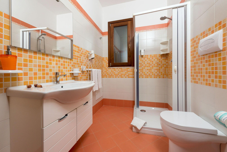 Bathroom 4, B&B Armonie, Trapani