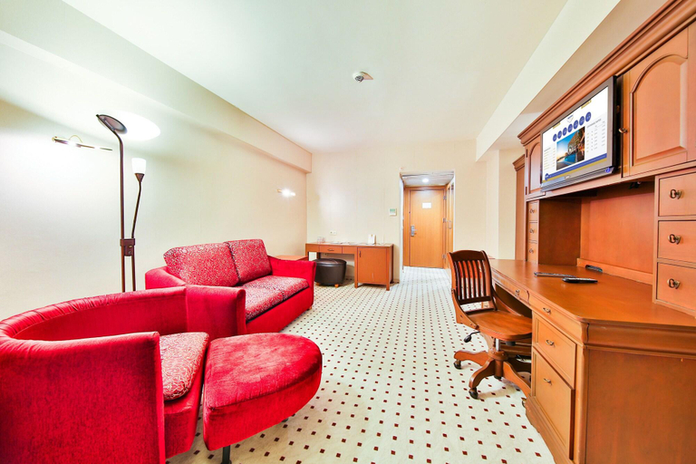Bedroom 2, Marina Hotel Kuşadası, Kuşadası
