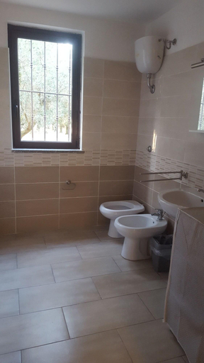 Bathroom 4, Fattoria Il Laghetto, Catanzaro