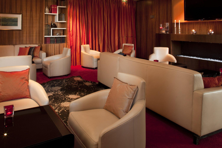 Public Area 4, Hilton Lille, Nord