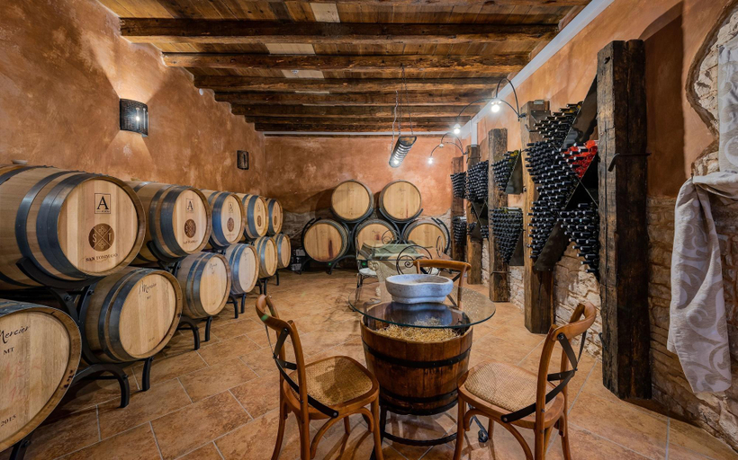 Public Area, Relais and Wine San Tommaso, Bale